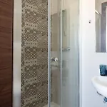 Homestay F5 1, Private Double With Private Bathroom And Balcony In Shared Flat