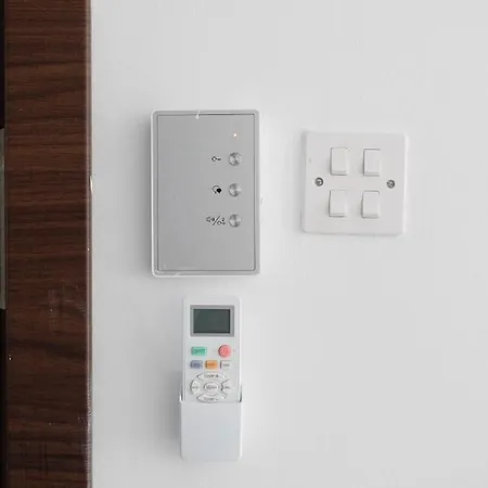 F5 1, Private Double With Private Bathroom And Balcony In Shared Flat Alloggio in famiglia Msida