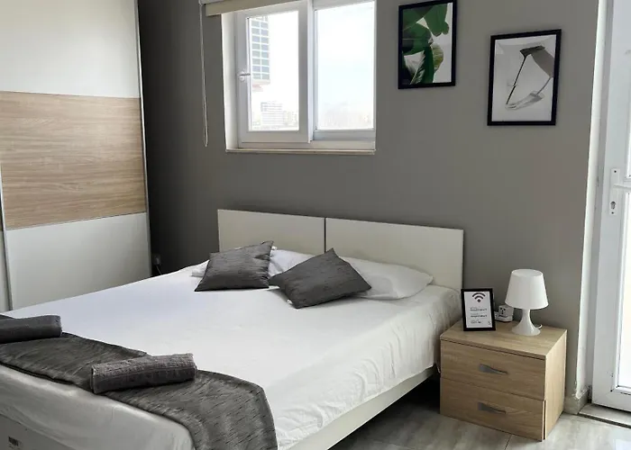 F5 1, Private Double With Private Bathroom And Balcony In Shared Flat Msida